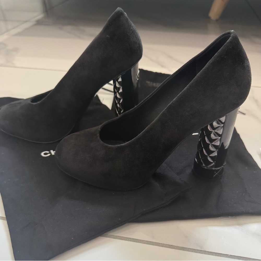 Authentic Chanel Black Women's Heels-Almost Brand New (Worn Once)